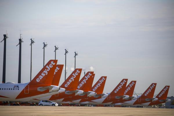 易捷航空飞行员的罢工导致西班牙14个国际航班被取消