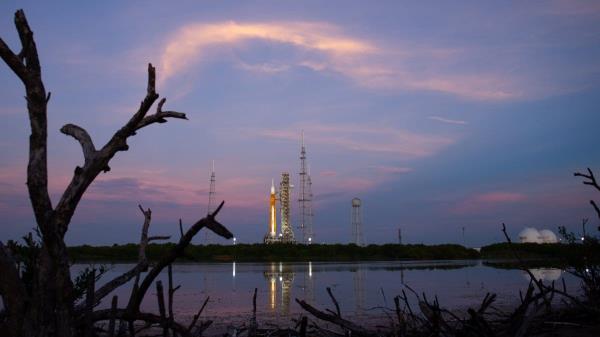 美国宇航局阿耳特弥斯1号SLS火箭在计划的9月27日发射日期前通过燃料测试:详情